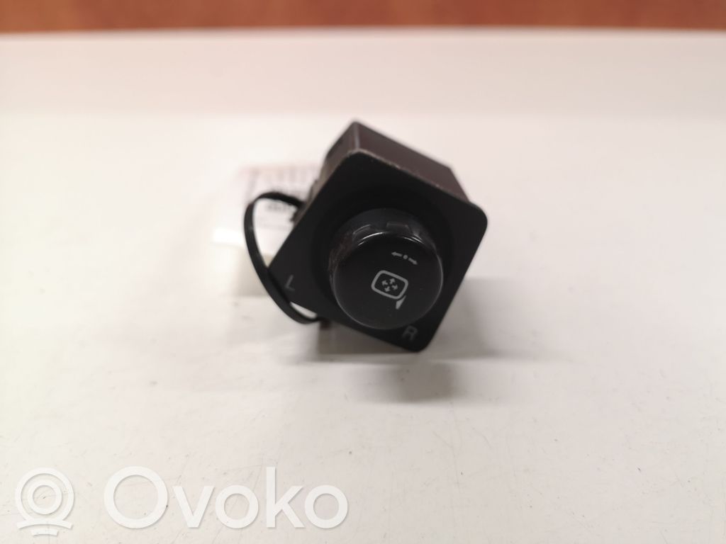 Opel Antara Wing mirror switch 