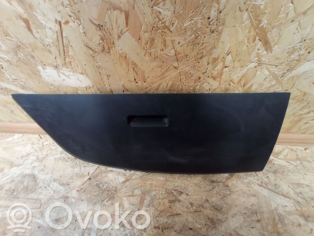 Ford Focus C-MAX Kita salono detalė 