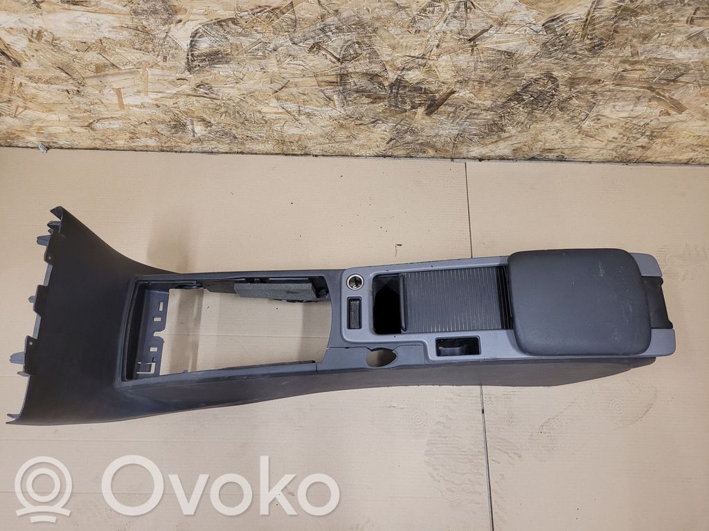 Volvo V50 Center console 