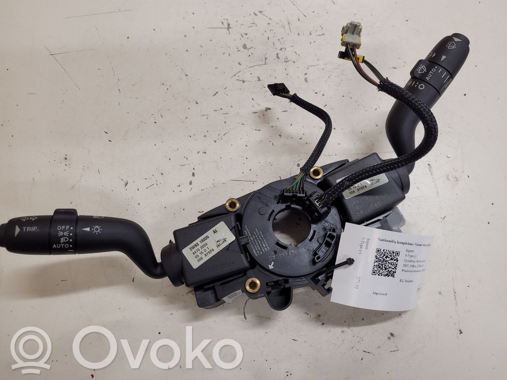 Jaguar S-Type Wiper turn signal indicator stalk/switch 