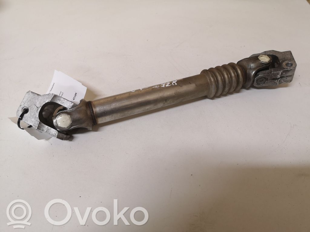 Steering column universal joint   678159101