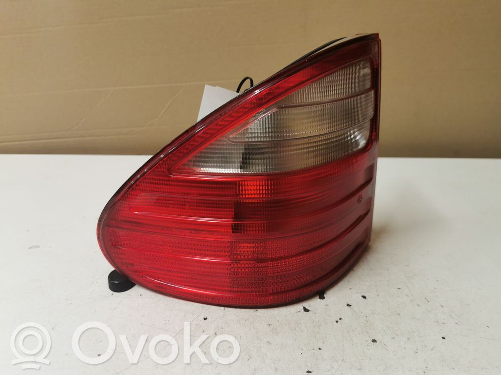 Mercedes-Benz E W210 Rear/tail lights 