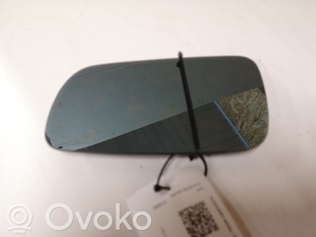 Audi A4 S4 B5 8D Wkład lusterka drzwi przednich 