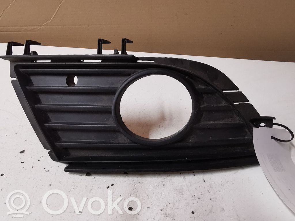 Opel Corsa C Front fog light trim/grill 