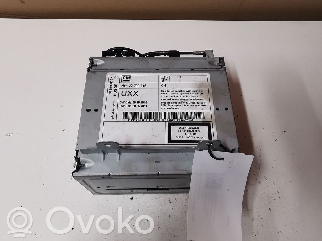 Opel Insignia A Radio/CD/DVD/GPS head unit 
