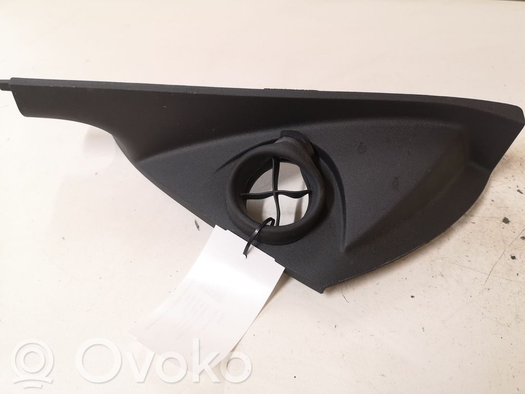 Volvo V50 Boczny element deski rozdzielczej 