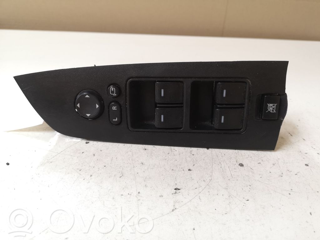 Mazda 6 Electric window control switch 