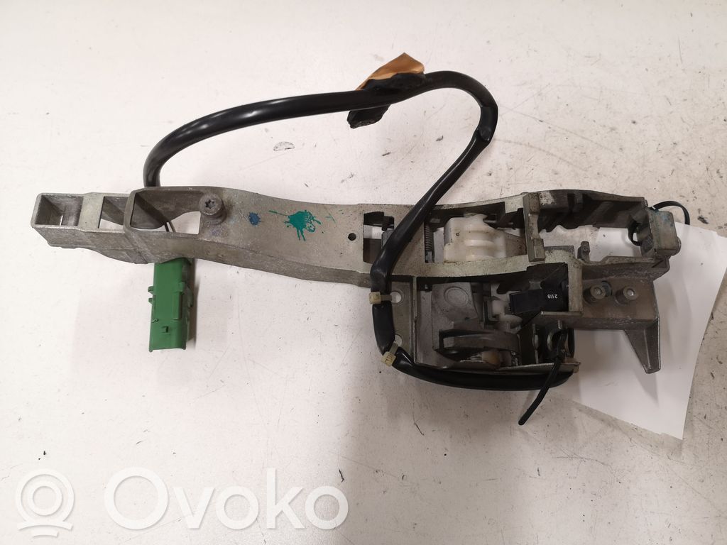 Citroen C6 Takaoven ulkokahvan kehys 
