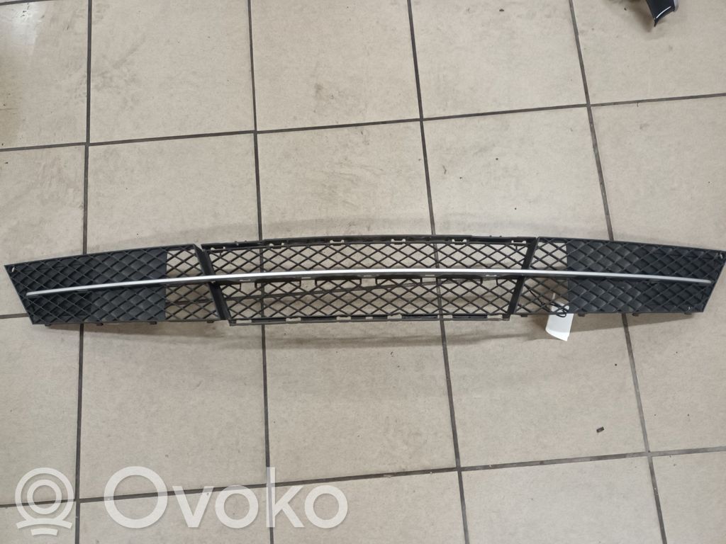 BMW 5 E60 E61 Front bumper lower grill 