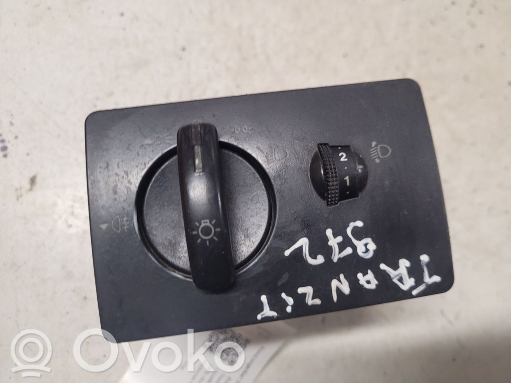 Valokatkaisija   4M5T13A024EA