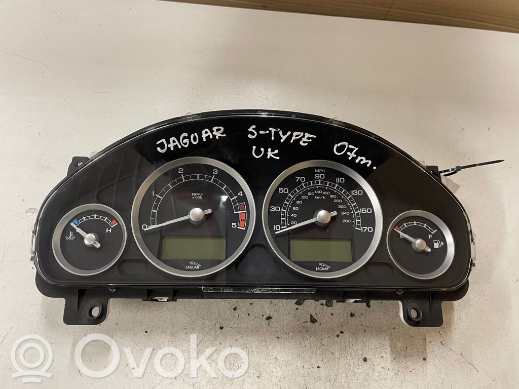 Jaguar S-Type Speedometer (instrument cluster) 