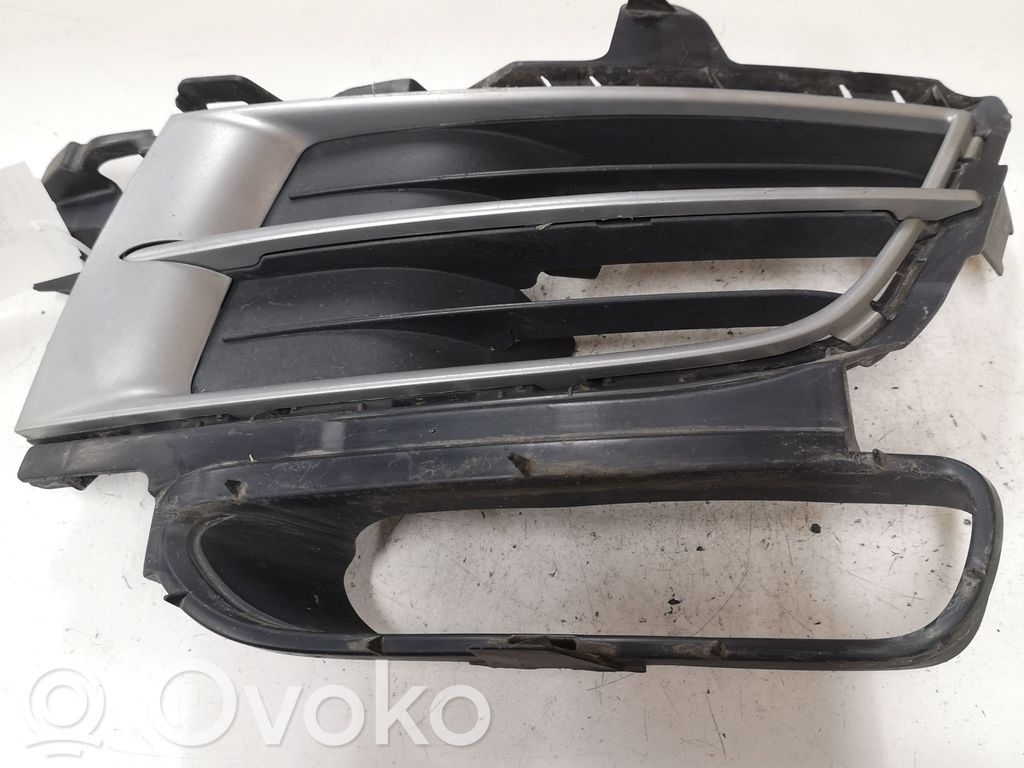 Mazda 6 Front bumper lower grill 