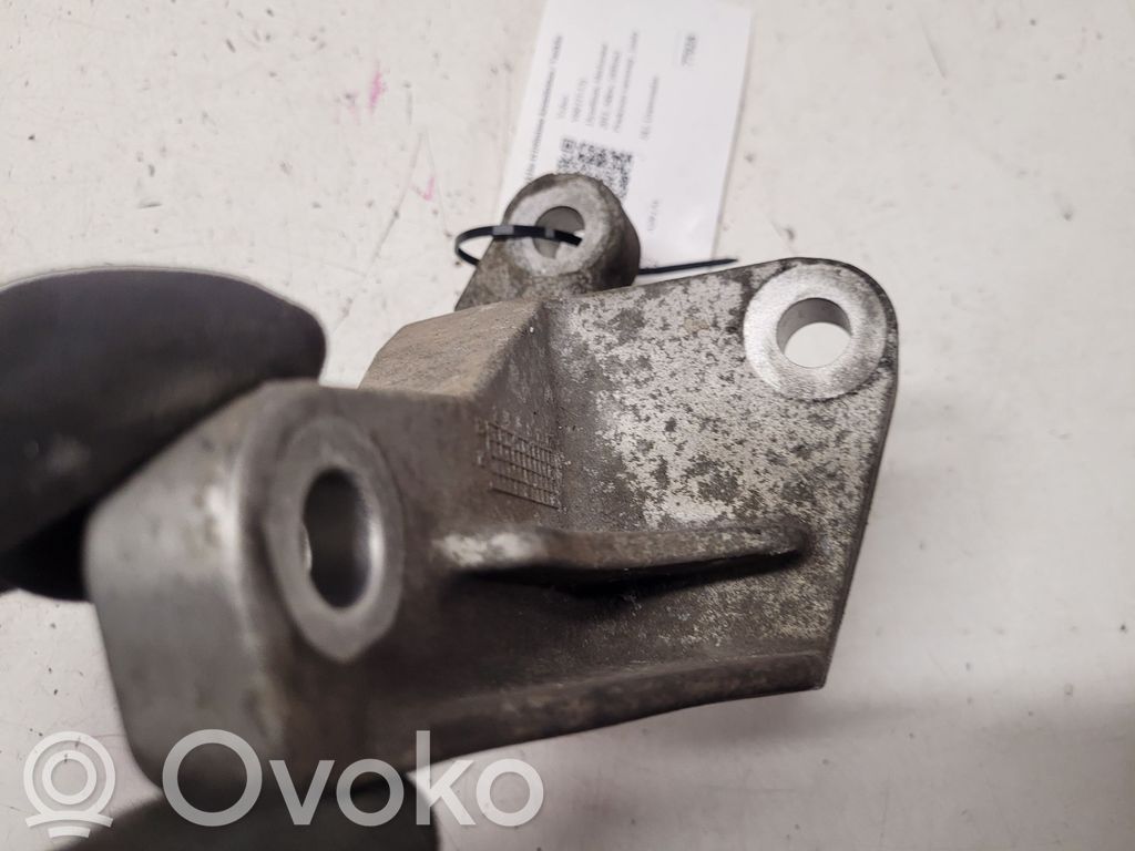Engine mounting bracket   31262714