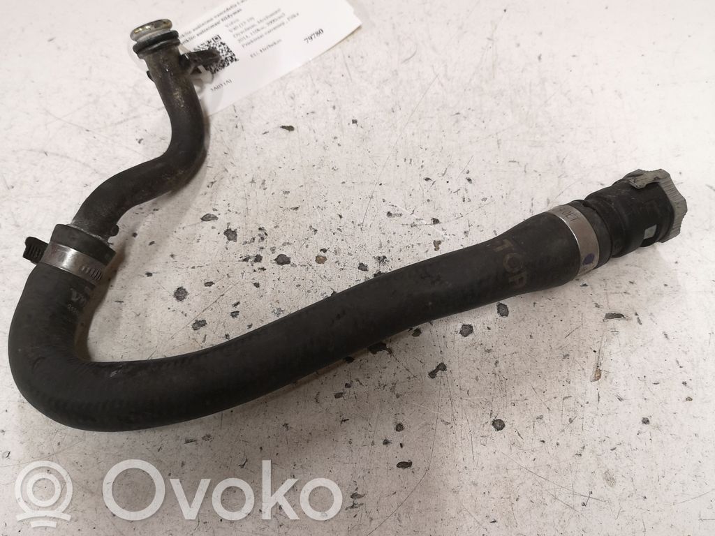 Volvo V40 Engine coolant pipe/hose 