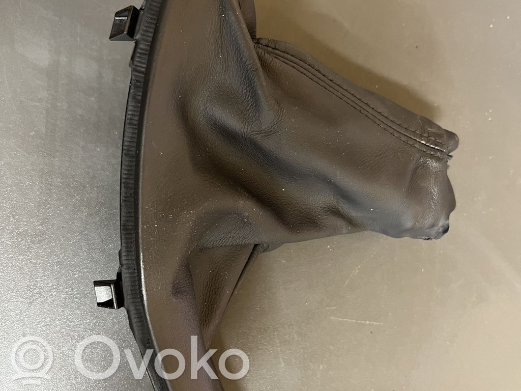 BMW 3 E90 E91 Soufflet levier de vitesse (cuir / tissu) 