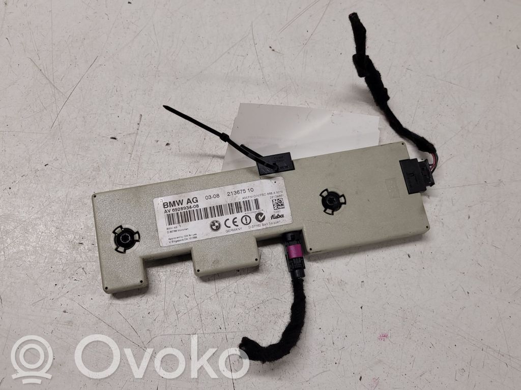 BMW 3 E90 E91 Antenos stiprintuvas 
