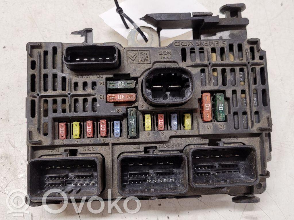 Peugeot 407 Módulo de confort/conveniencia 