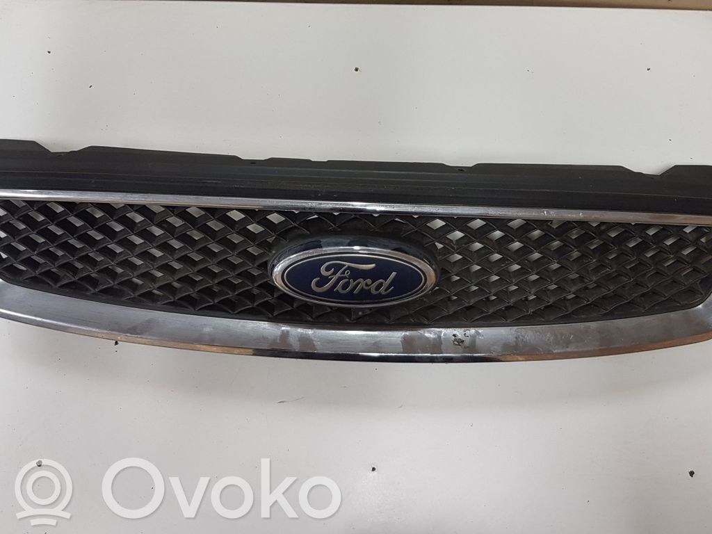 Ford Focus Etusäleikkö 