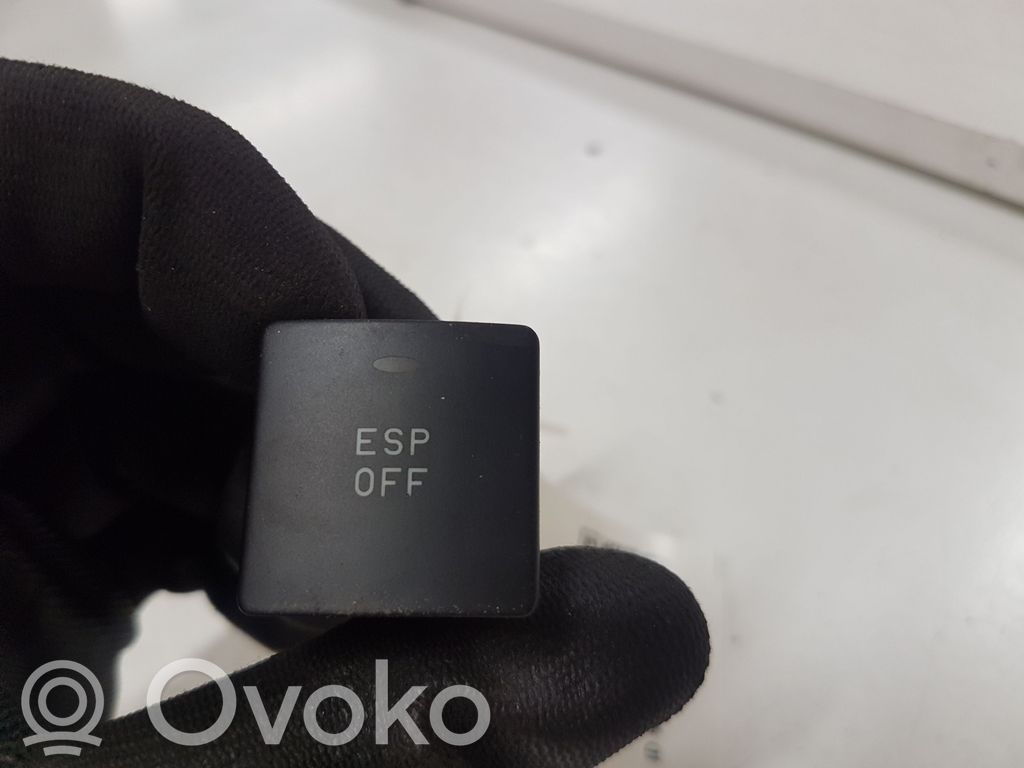 Peugeot 607 ESP (stability program) switch 