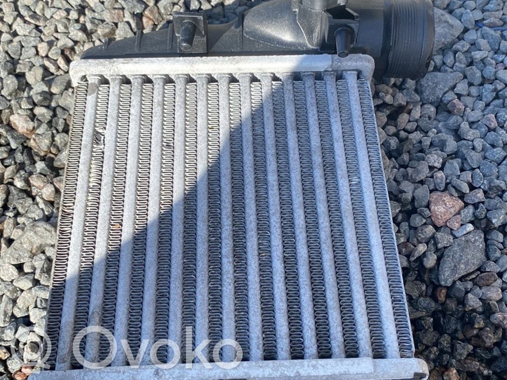 Audi A6 S6 C6 4F Chłodnica powietrza doładowującego / Intercooler 