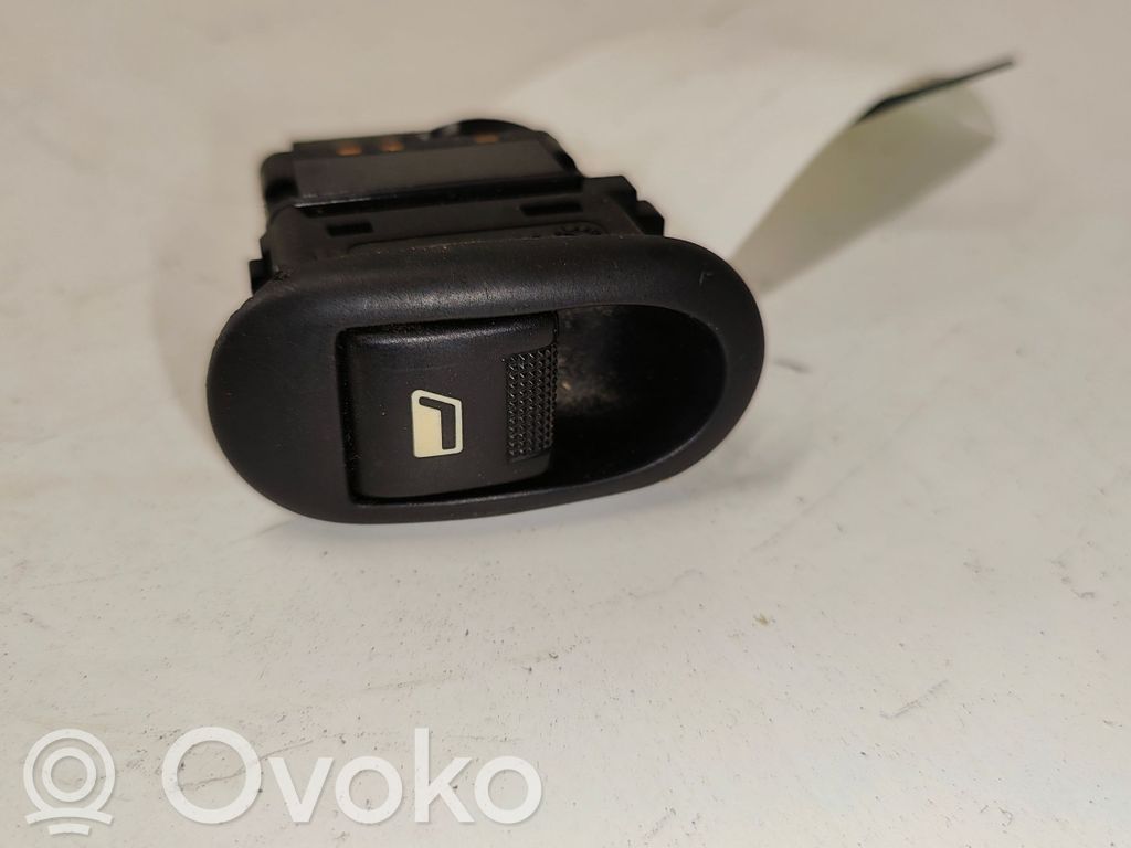 Citroen C2 Electric window control switch 