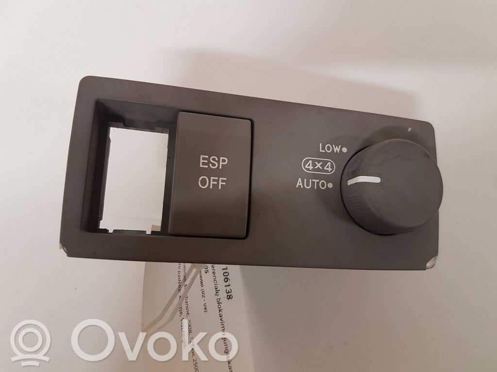 KIA Sorento Differential lock switch 