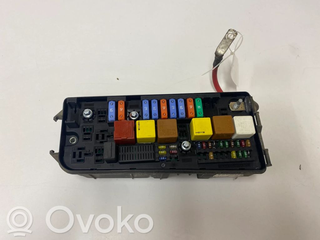 Opel Signum Módulo de fusible 
