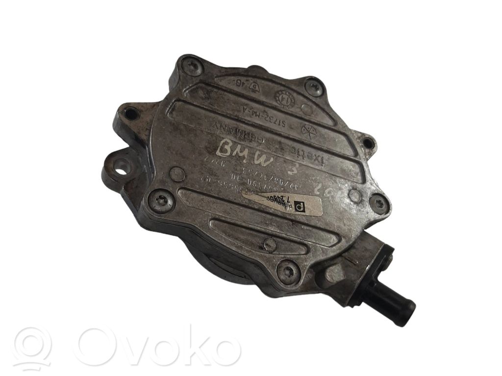 BMW 3 E90 E91 Vacuum pump 
