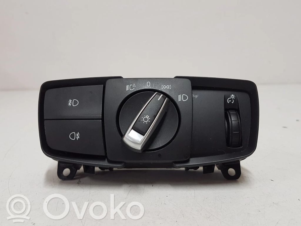 BMW 1 F20 F21 Šviesų jungtukas 
