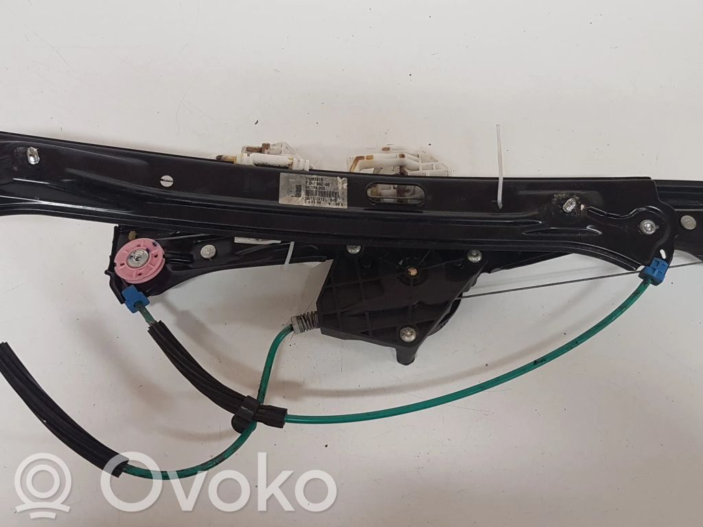BMW 1 F20 F21 Front door window regulator with motor 