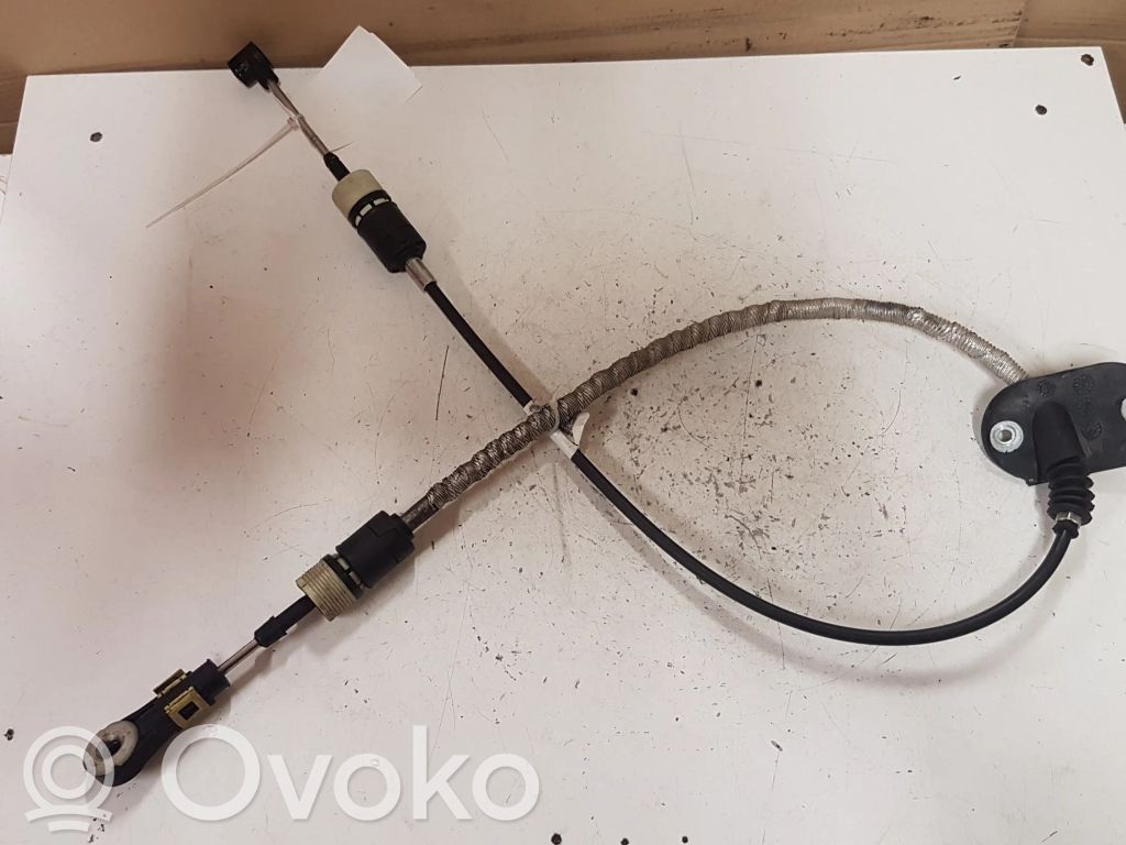 Volvo V40 Gear shift cable linkage 