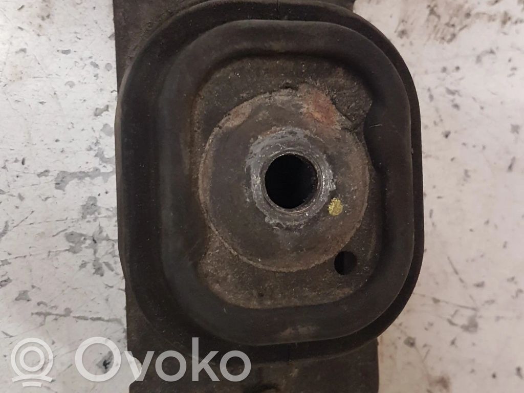 Renault Clio III Engine mount bracket 