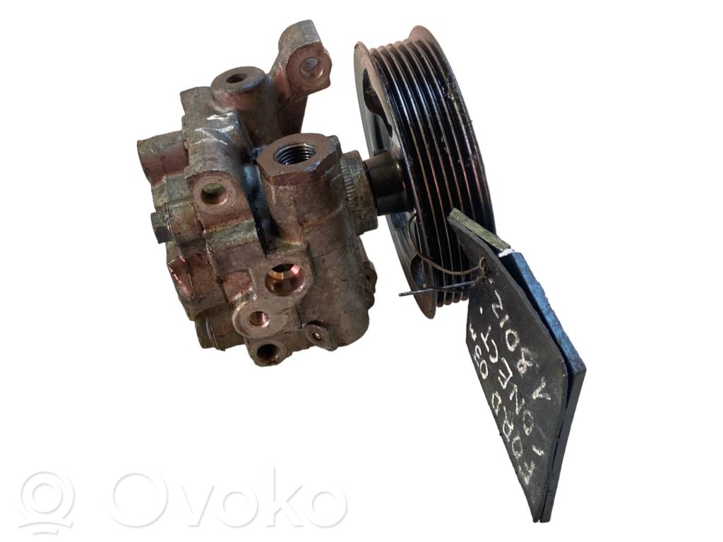Ford Connect Ohjaustehostimen pumppu 