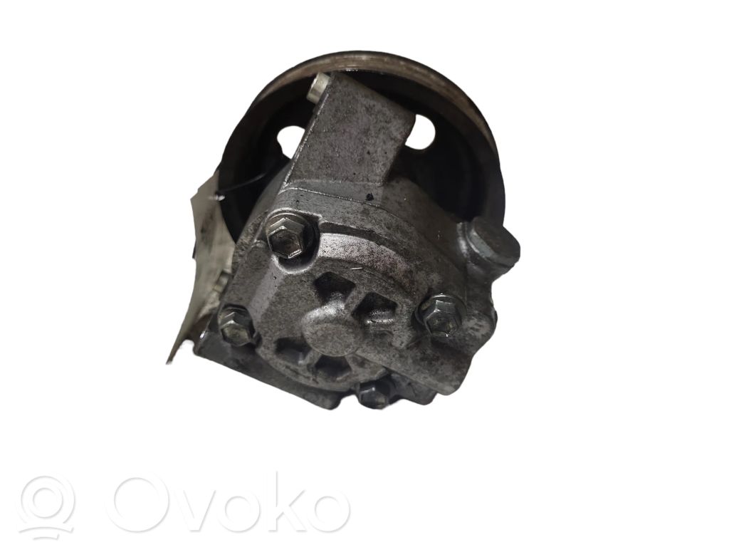 Ford Mondeo MK IV Ohjaustehostimen pumppu 