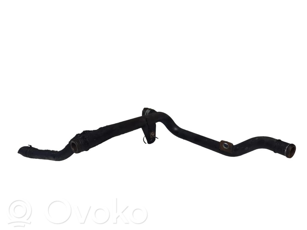 Volkswagen PASSAT B6 Engine coolant pipe/hose 