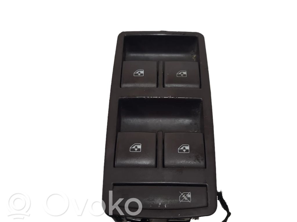 Opel Insignia A Electric window control switch 