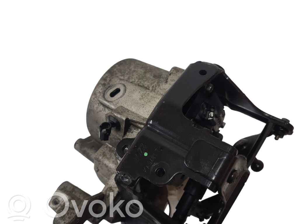 Ford Focus Polttoainesuodattimen kotelo 