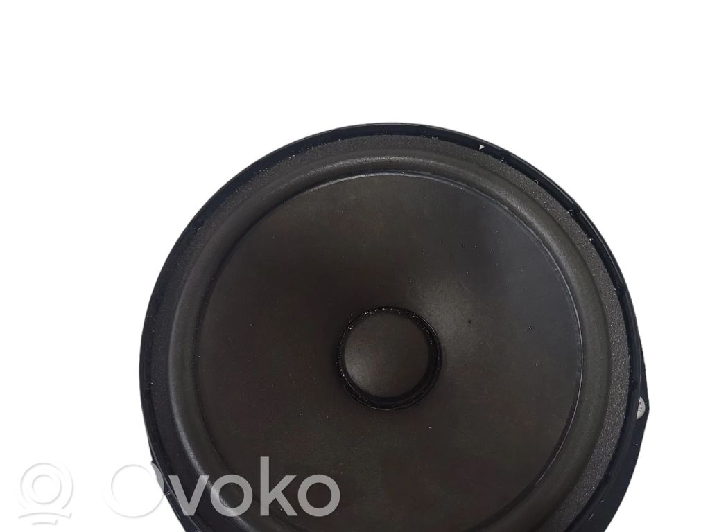 Volkswagen Golf V Difuzor ușă spate 