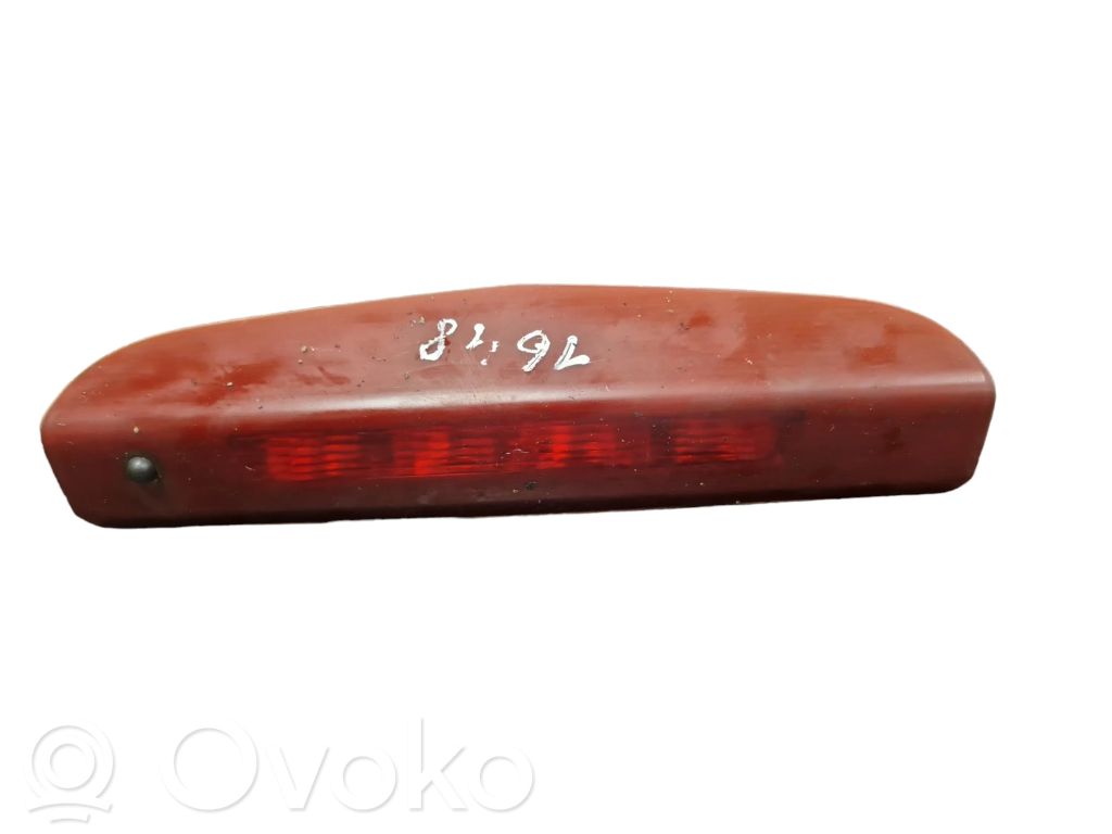 Opel Corsa D Kolmas/lisäjarruvalo 