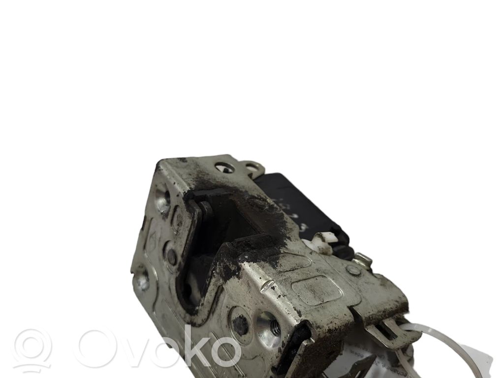 Dacia Logan I Front door lock 