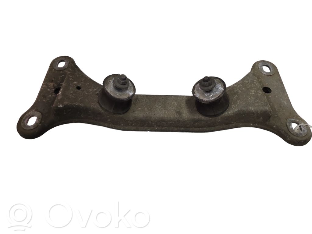 BMW 3 E90 E91 Gearbox mounting bracket 