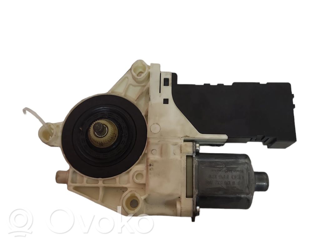 Peugeot 407 Silnik regulatora szyby drzwi przednich 