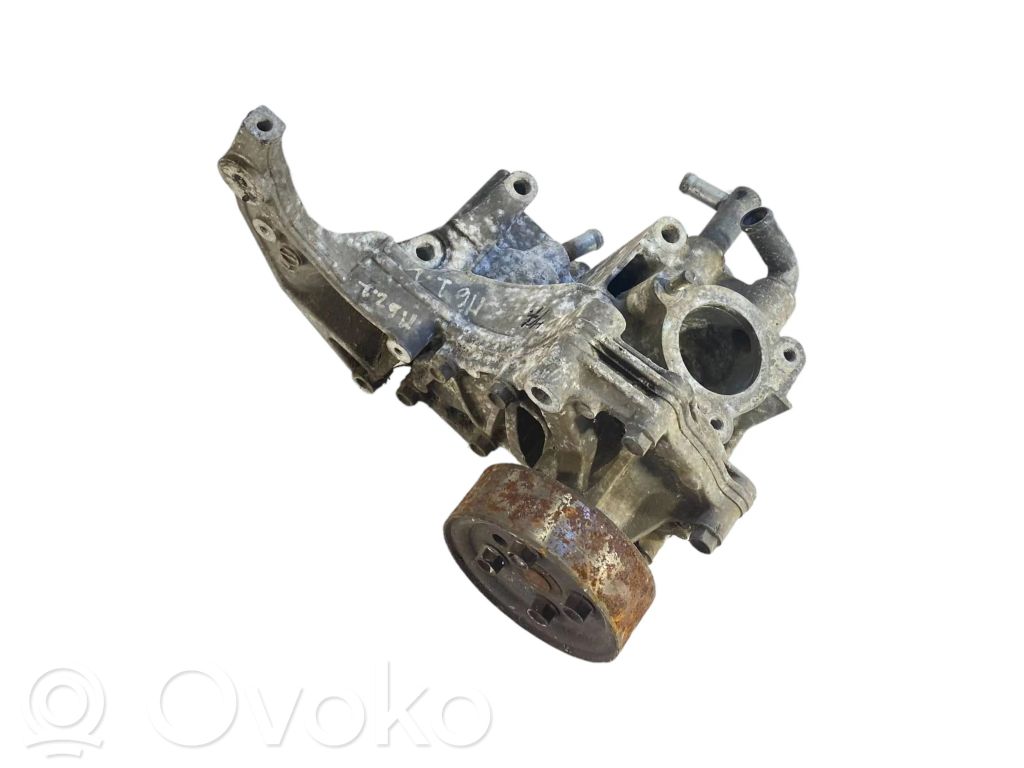 Mazda 6 Supporto del generatore/alternatore 