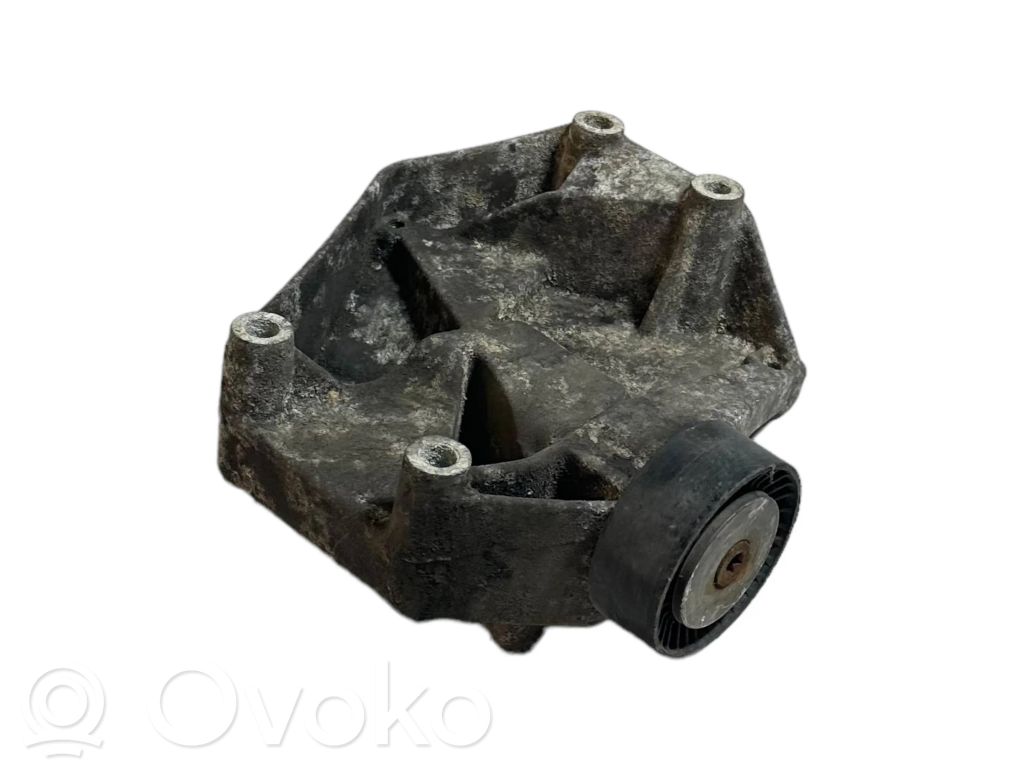 Opel Astra H Supporto di montaggio del motore (usato)