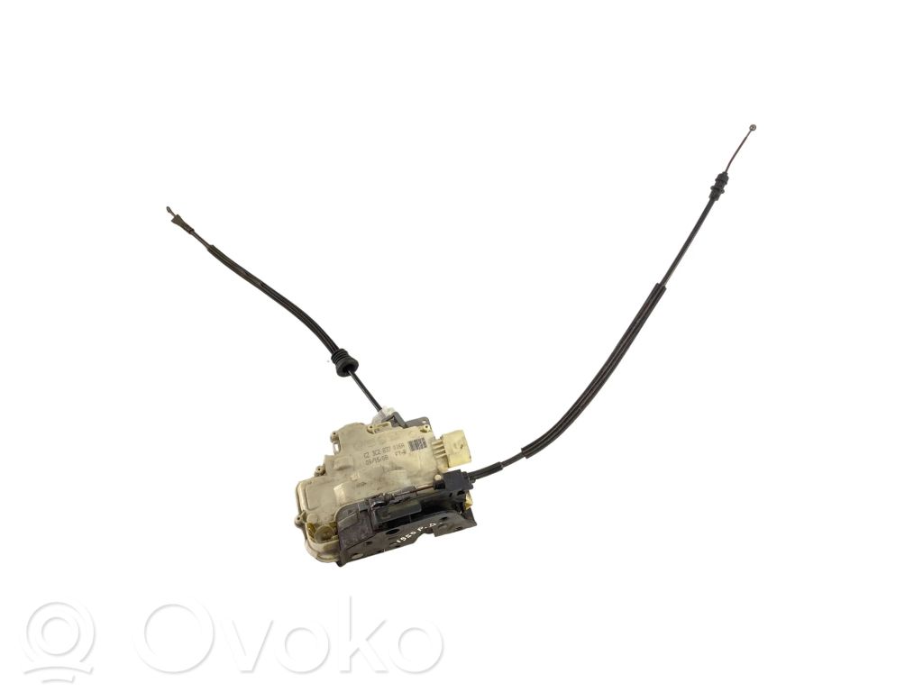 Volkswagen PASSAT B6 Zamek drzwi przednich 