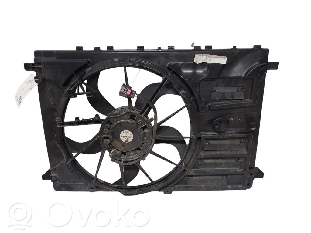 Volvo V40 Elektryczny wentylator chłodnicy 