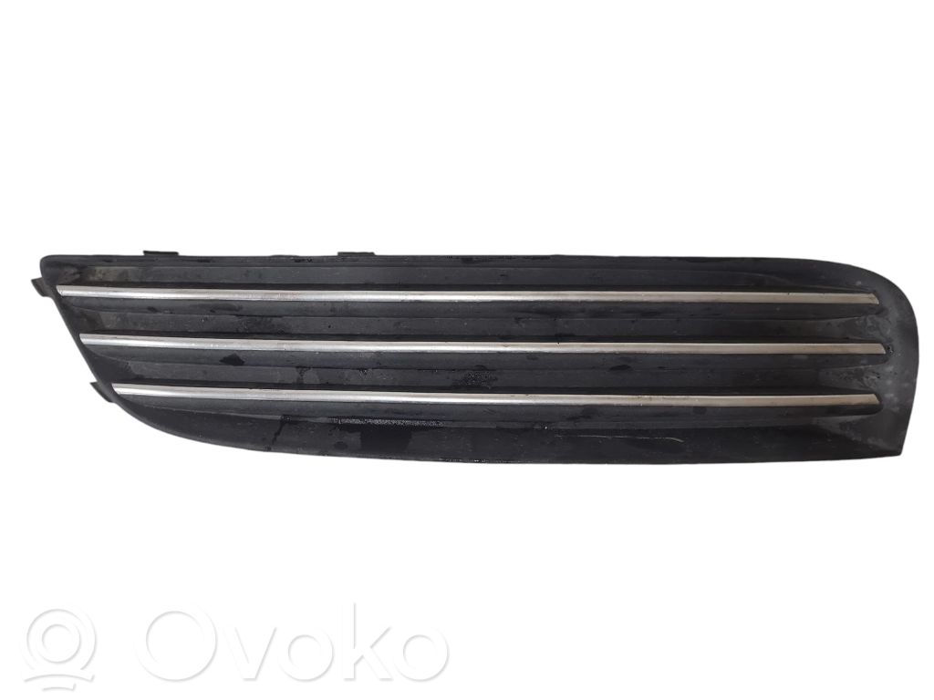 Opel Insignia A Mascherina inferiore del paraurti anteriore 