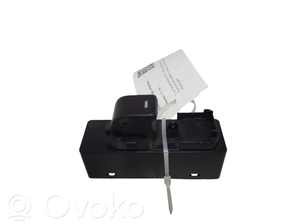Interruptor del elevalunas eléctrico   5AB133EA01