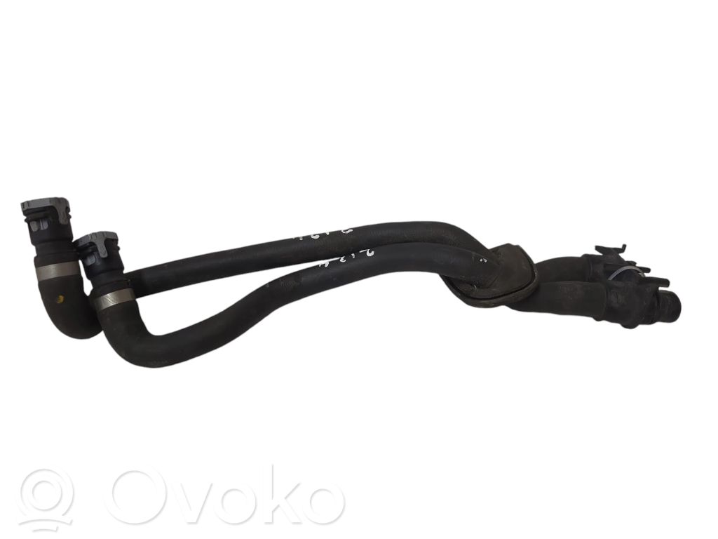 Volvo V70 Tubo flessibile del liquido di raffreddamento del motore