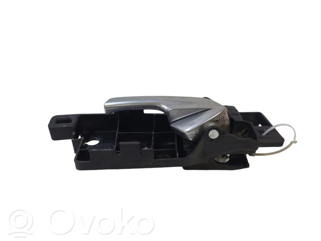 Etuoven sisäkahva   6M21U22601AD